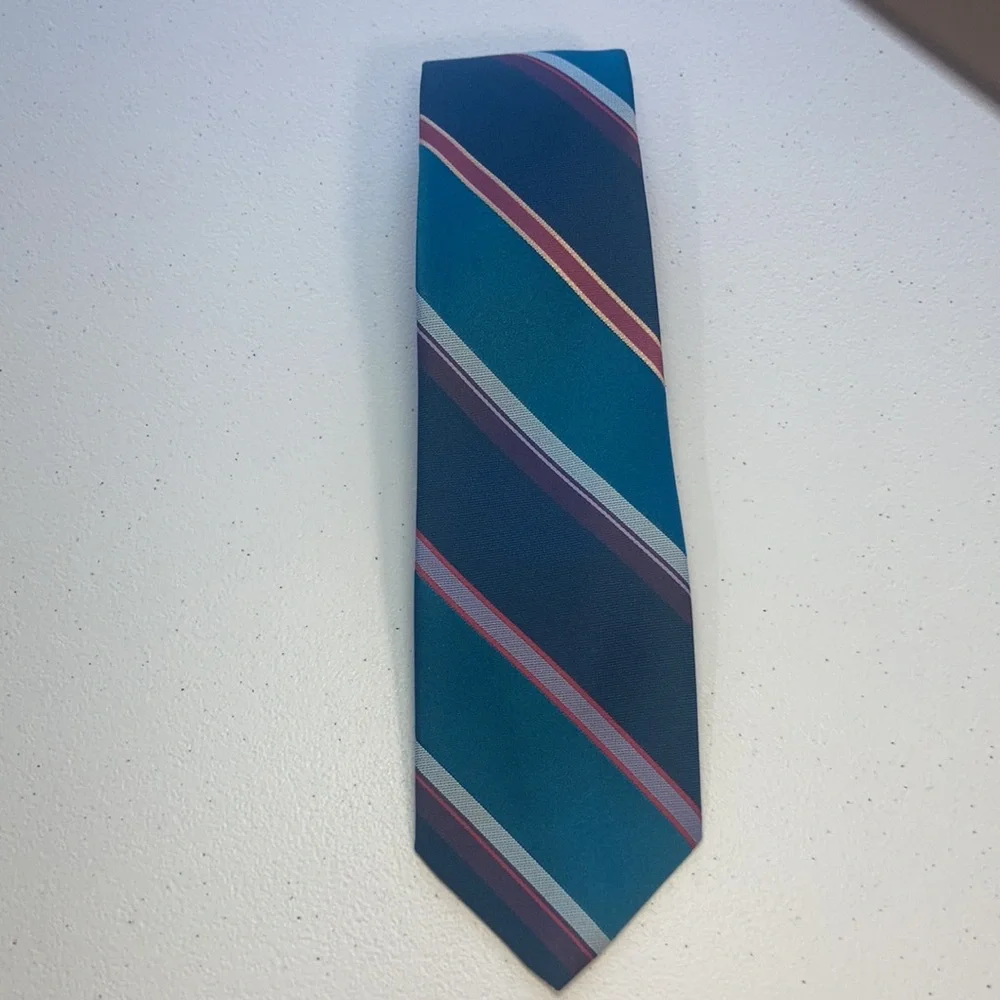 Vintage 80s multicolored striped tie